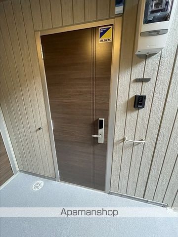 フラネーヴェの玄関写真