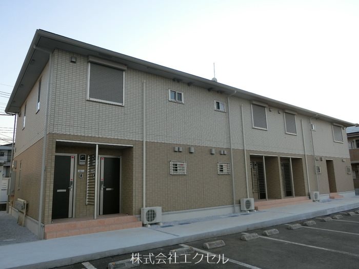 建物外観　日野駅徒歩圏内。
