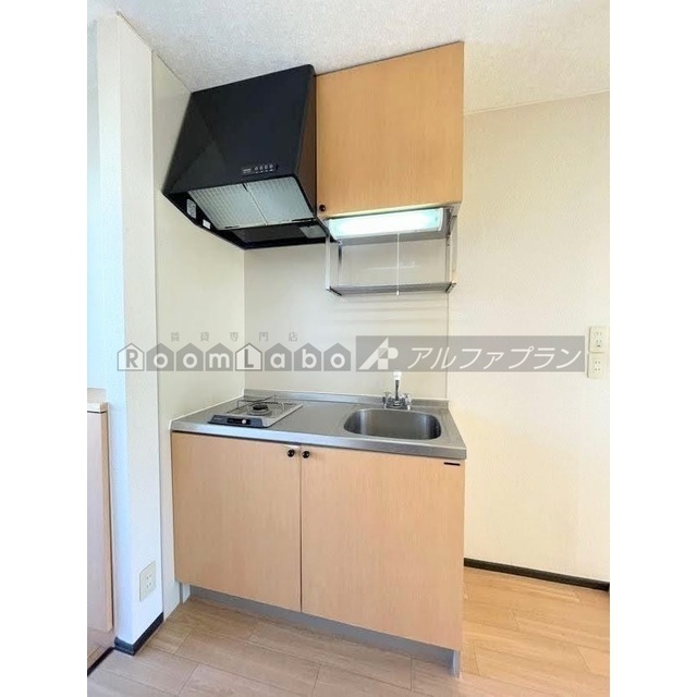 キッチン　同タイプのお部屋の写真です