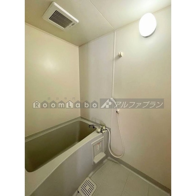 バス・シャワールーム　同タイプのお部屋の写真です