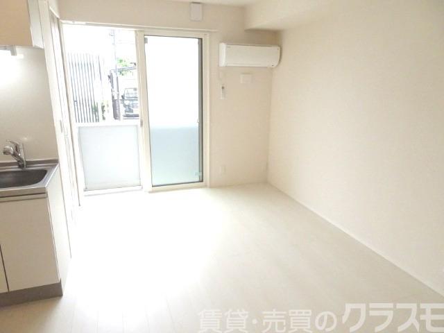 居室・リビング　明るいお部屋です♪