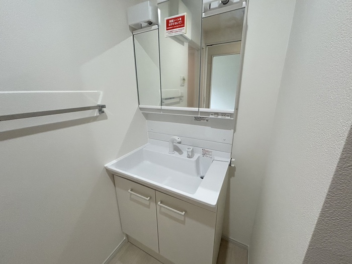 洗面設備　部屋の写真です