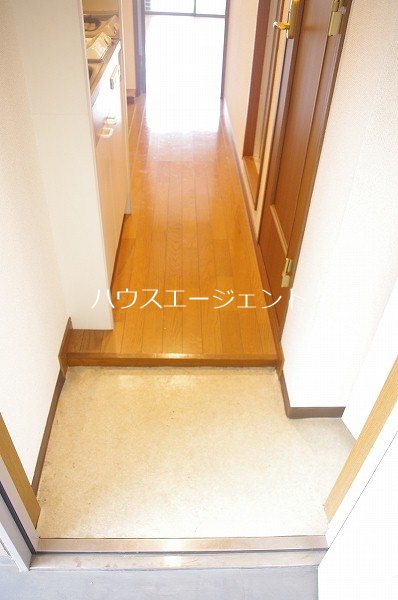 玄関　玄関です。