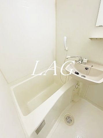 バス・シャワールーム　お風呂です。