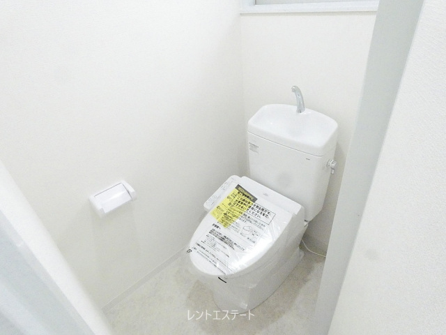 地下鉄御堂筋線 昭和町駅 徒歩15分 2階建 築77年のトイレ写真