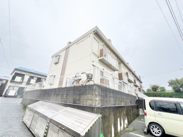 ＪＲ総武線 西千葉駅 バス乗車時間：19分 最寄りバス停で下車 徒歩4分 築36年