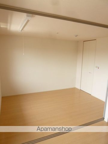リニモ 長久手古戦場駅 徒歩9分 3階建 築13年の居間写真