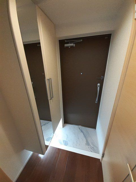玄関　物件画像