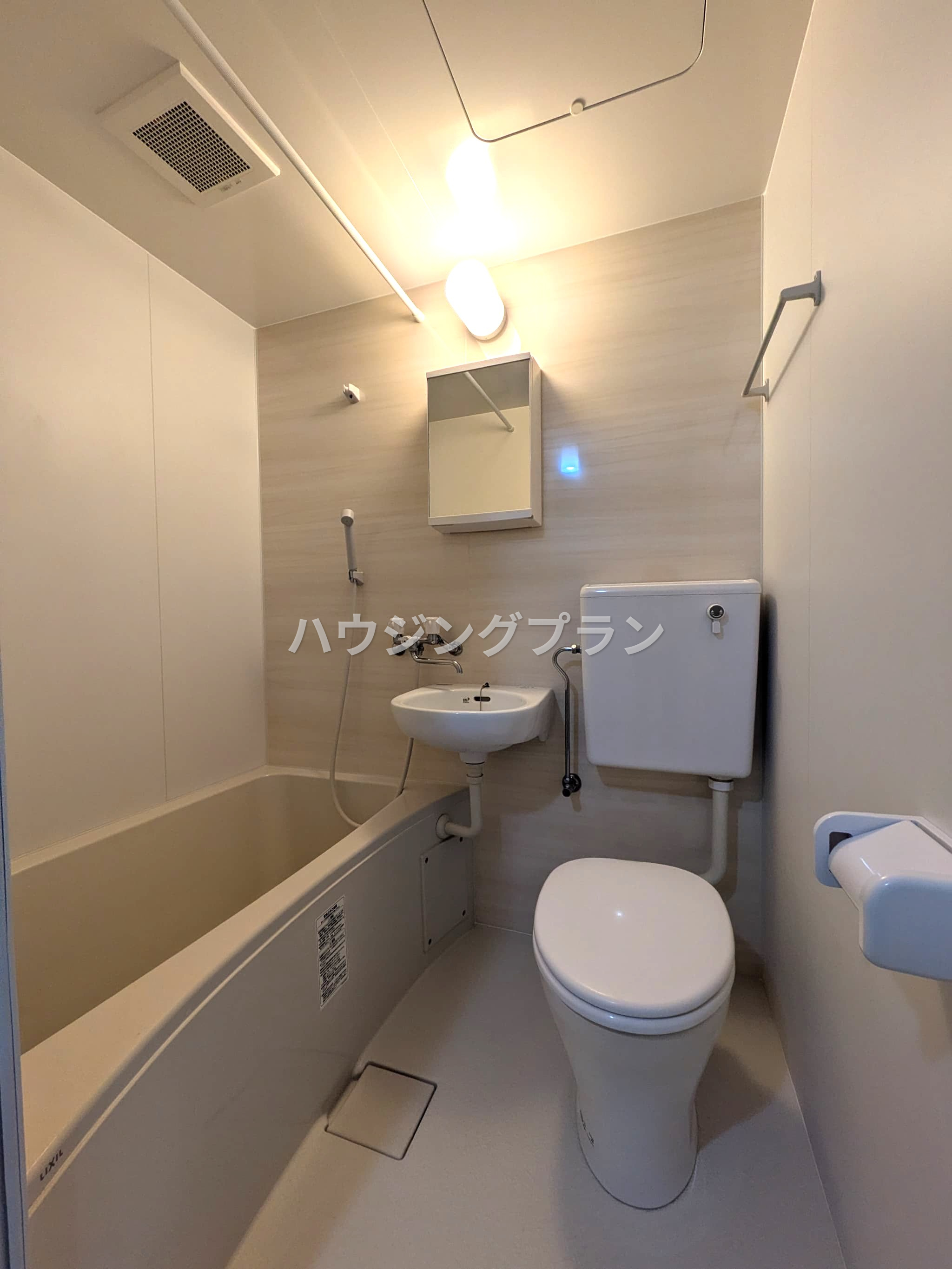 東京メトロ有楽町線 護国寺駅 徒歩3分 9階建 築47年の風呂写真
