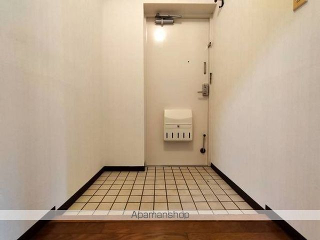 ビレッジハウス成田玉造3号棟の玄関写真
