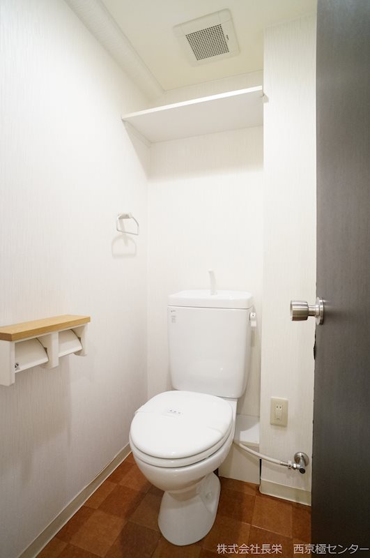 トイレ　※同タイプ・別号室の写真です★（実際のお部屋とは異なります）