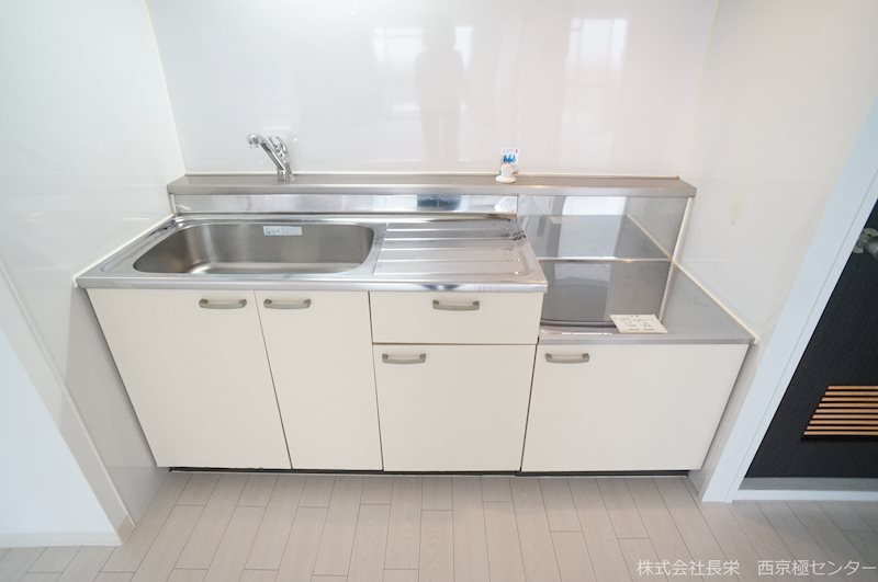キッチン　※同タイプ・別号室の写真です★（実際のお部屋とは異なります）