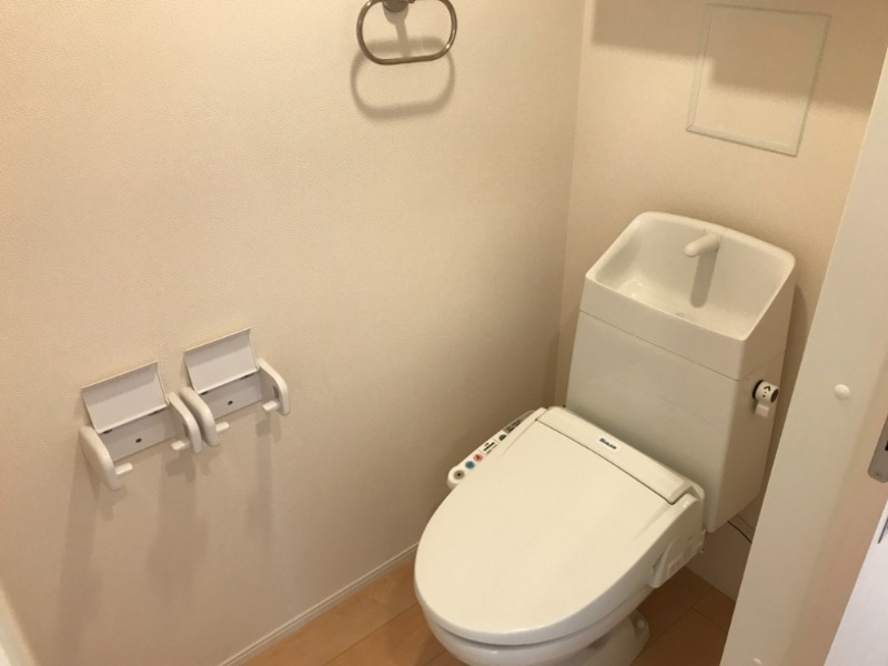 トイレ　図面と現状に相違がある場合には現状を優先