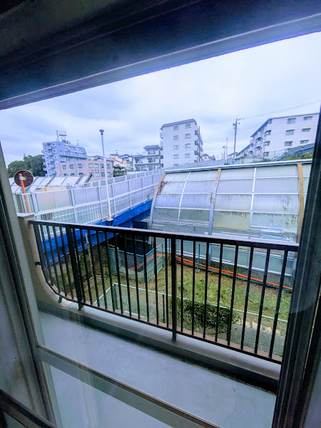 ＪＲ横須賀線 東戸塚駅 バス乗車時間：7分 最寄りバス停で下車 徒歩5分 4階建 築46年の内装写真