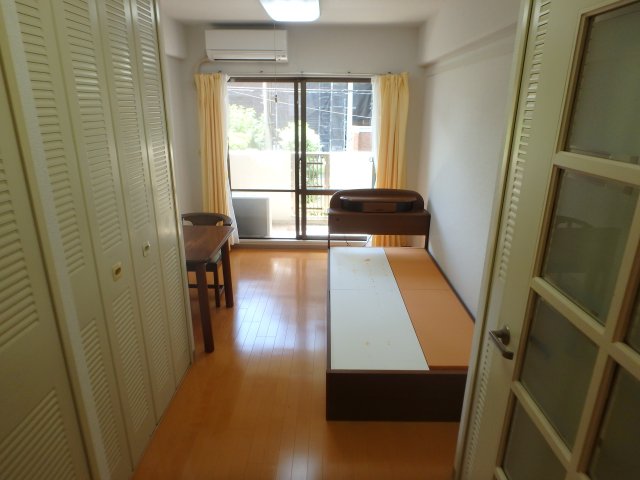その他部屋・スペース　こちらの居間で趣味の時間をお楽しみください