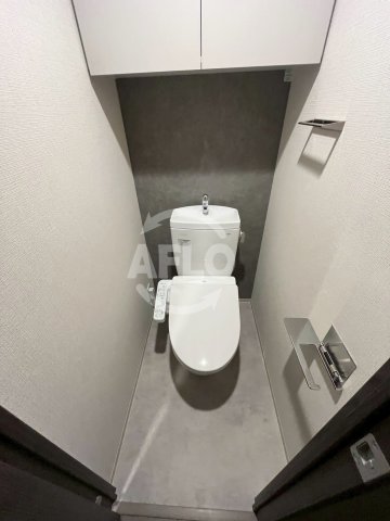 ＪＲ大阪環状線 玉造駅 徒歩8分 15階建 築1年のトイレ写真
