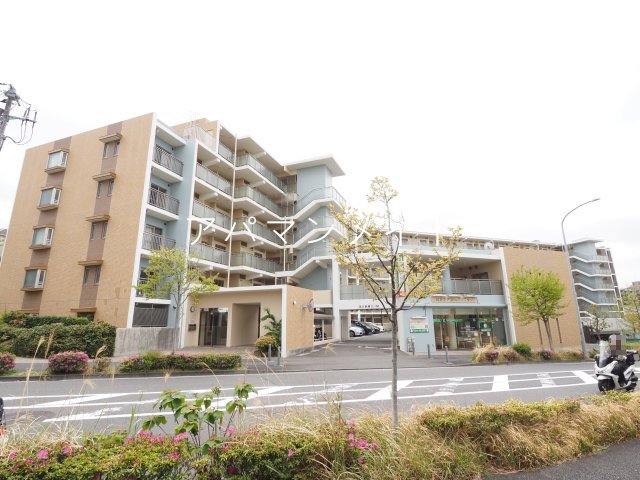 建物外観　落ち着いた雰囲気の外観です