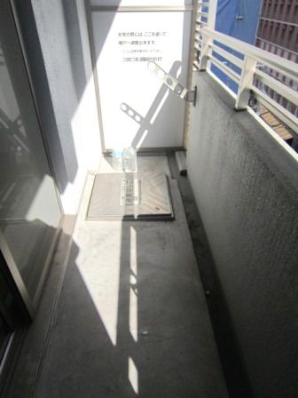 地下鉄御堂筋線 中津駅 徒歩1分 9階建 築21年の内装写真