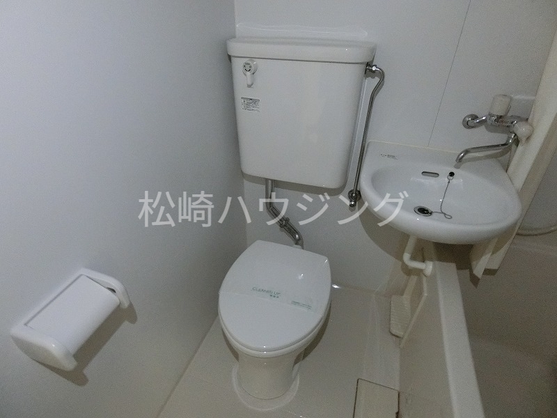 パールハイツ前島のトイレ写真