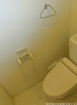 プライムアーバン国立のトイレ写真