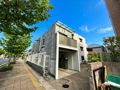 建物外観　オートロック付きで安心です！
