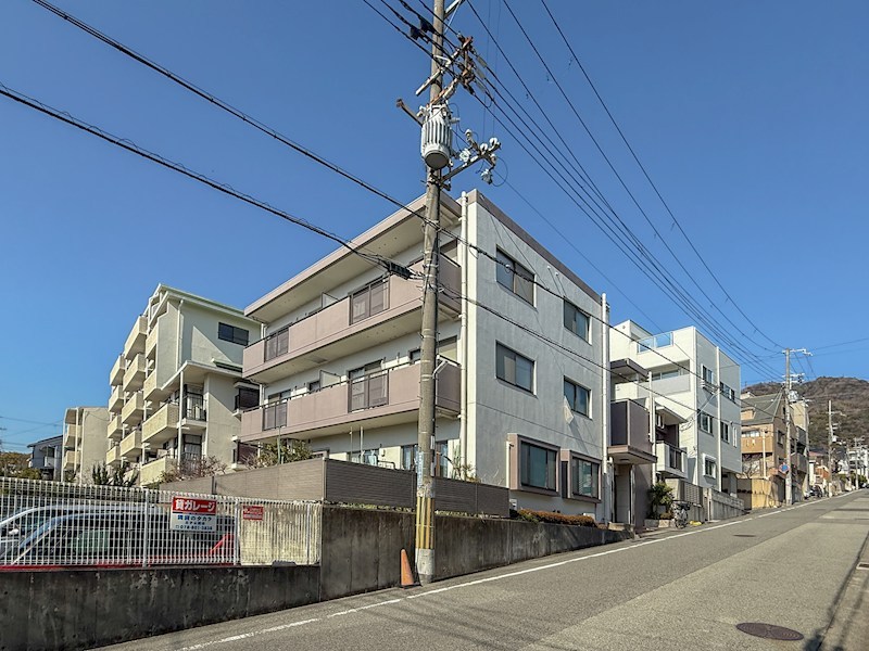 サンファミーユ赤坂の外観写真