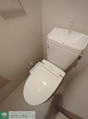 LIMERESIDENCESHINAGAWAEASTのトイレ写真