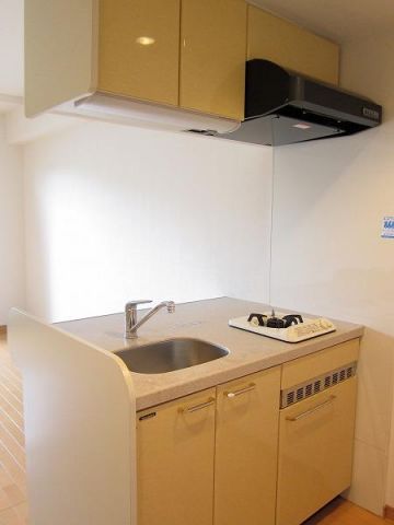 キッチン　同建物の別部屋の写真です。