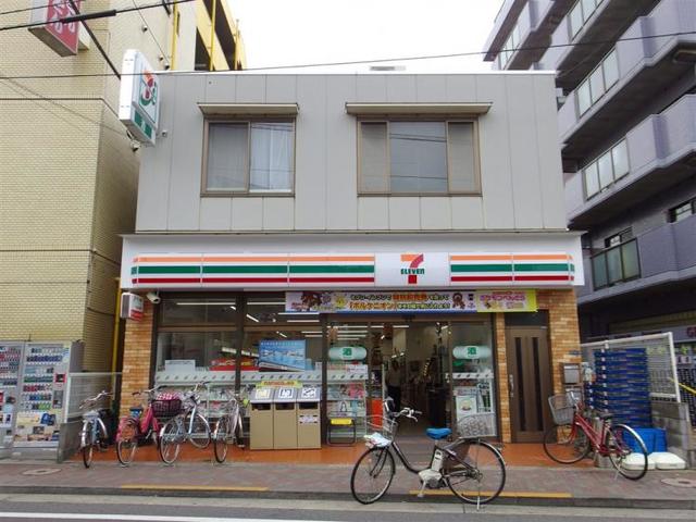 コンビニ　セブンイレブン大森東店（コンビニ）まで71m