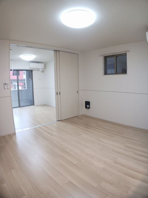 フォレスト クレーンのその他写真