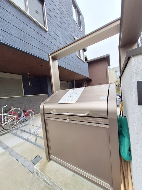 その他共有部分　★敷地内ごみストッカー★
