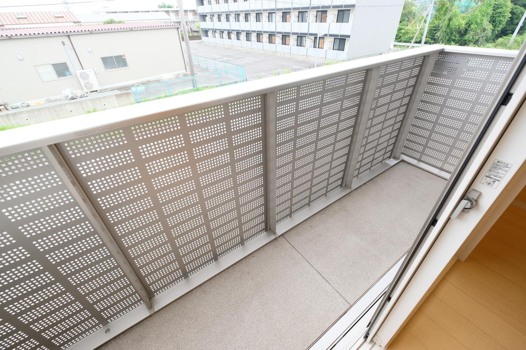 バルコニー　室内写真は別室です