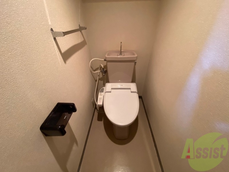 トイレ　トイレです。ウォシュレット付を探している方、おすすめです。