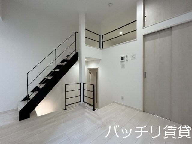 居室・リビング　同シリーズの別号室の画像。現況優先