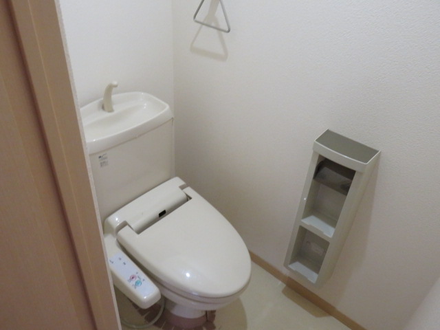 パステルコート 成田Eのトイレ写真