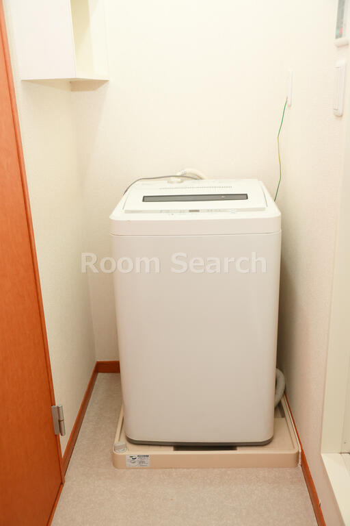 その他　洗濯機、収納