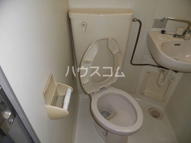 【ルートヒルIVのトイレ】