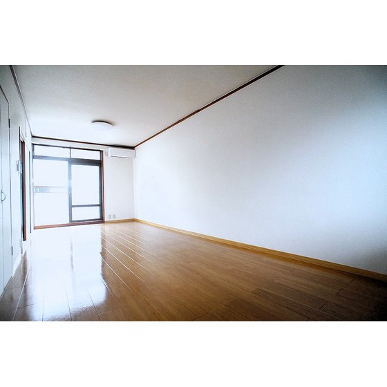 居室・リビング　広々１２帖