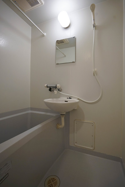 バス・シャワールーム　同じ間取りのお部屋