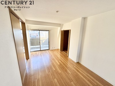 居室・リビング　日当たり良好なお部屋です。