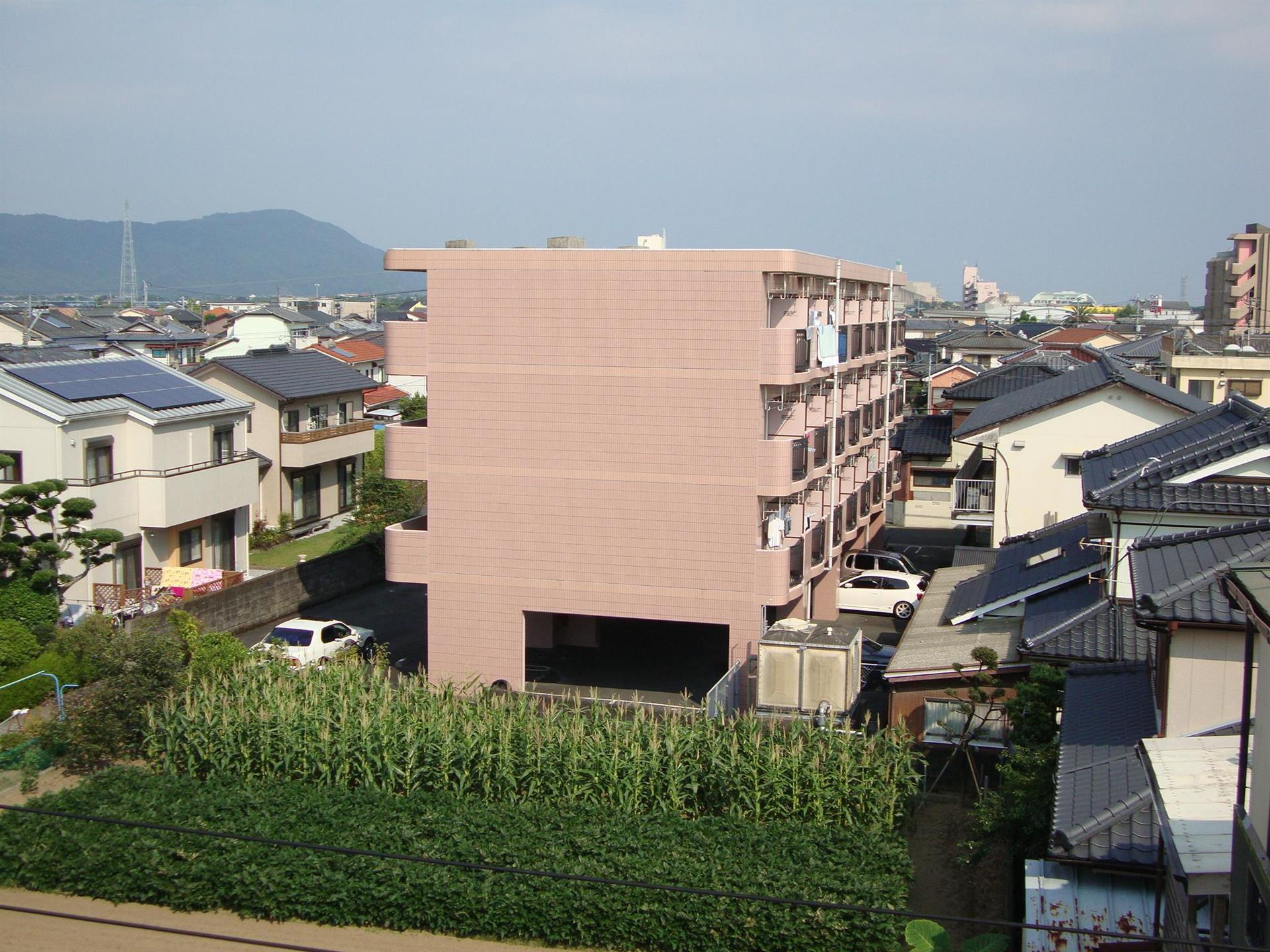 【サンライズ山田の建物外観】