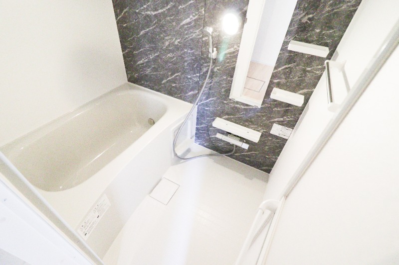 バス・シャワールーム　図面と現状に相違がある場合には現状を優先