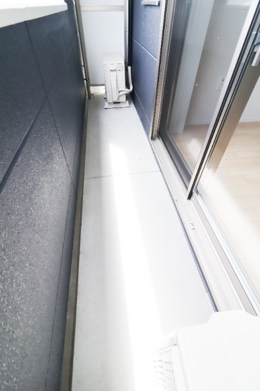 バルコニー　図面と現状に相違がある場合には現状を優先