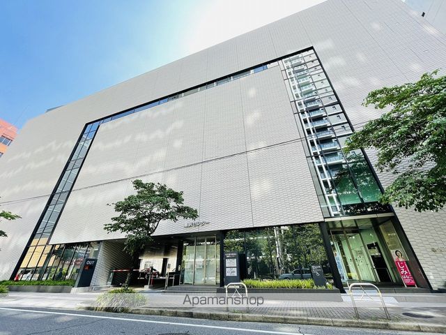 病院　名古屋市医師会急病センター（病院）まで214m