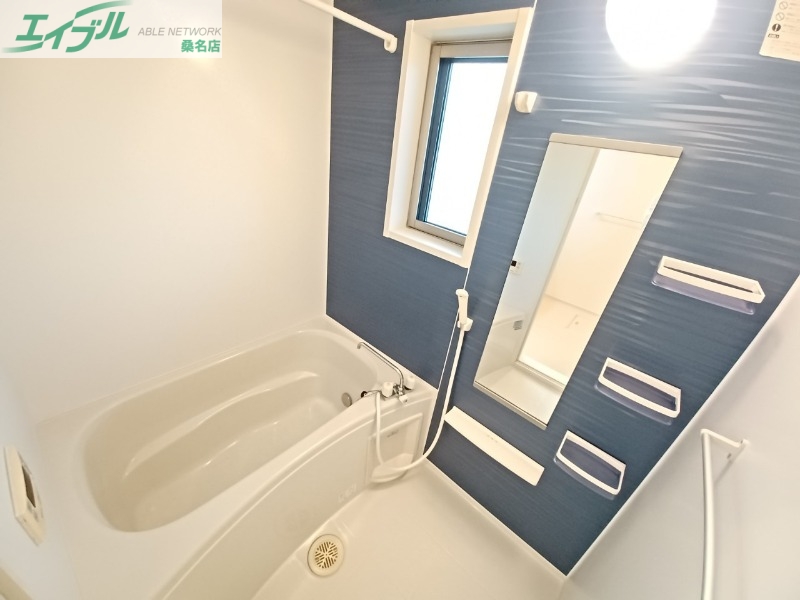 バス・シャワールーム　反転タイプ参考写真