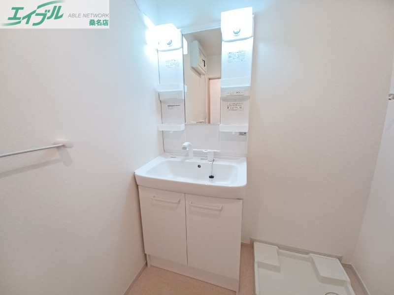 洗面設備　反転タイプ参考写真