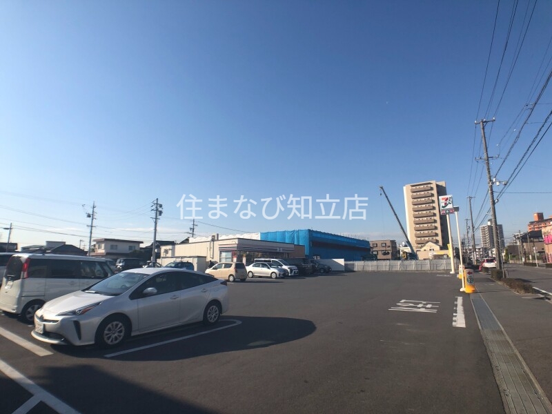 コンビニ　セブンイレブン刈谷高松町店（コンビニ）まで454m