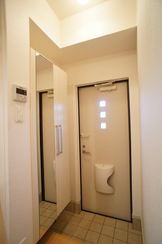 玄関　図面と現状に相違がある場合には現状を優先