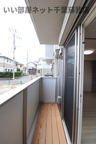 バルコニー　洗濯物もよく乾きそうな、陽当たり良好なバルコニーです！