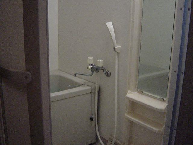 バス・シャワールーム　バス